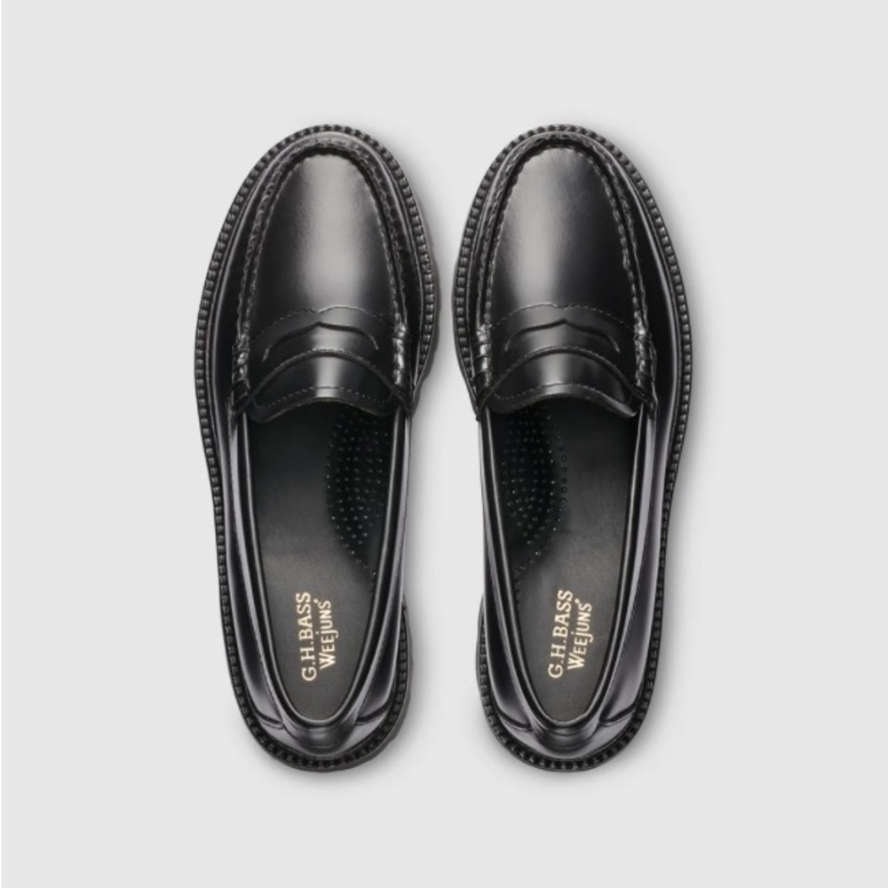 G.H. Bass & Co. Black Leather Loafers - Picture 6 of 13